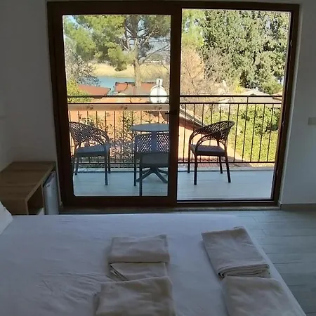 ホテル Lindos ダルヤン